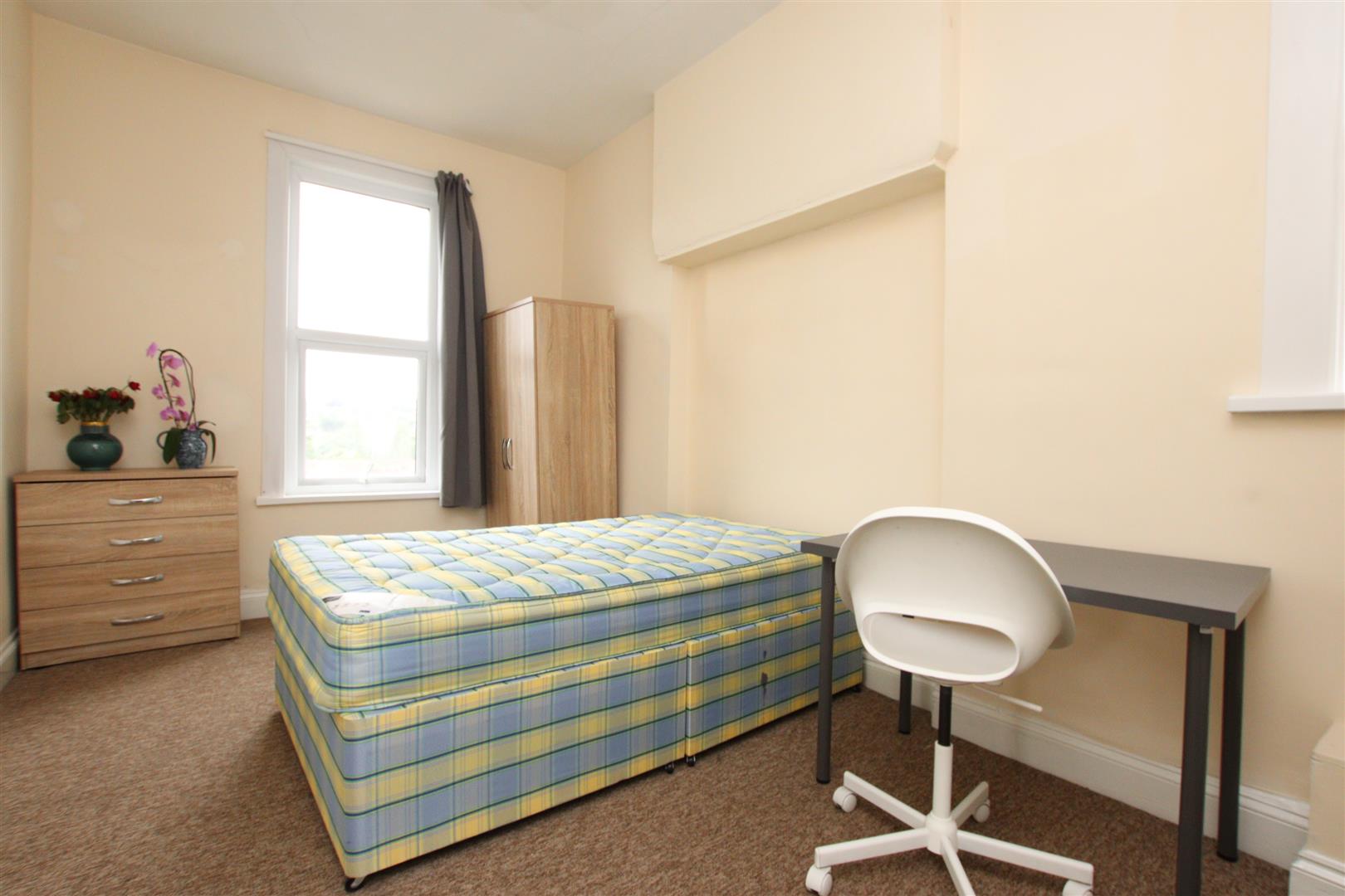 Newbridge Road, Bath, BA1